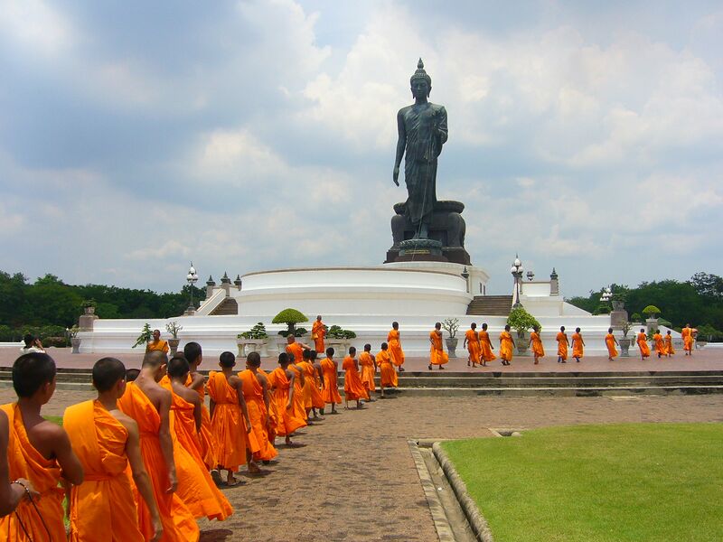 ملف:Phutthamonthon Buddha.JPG