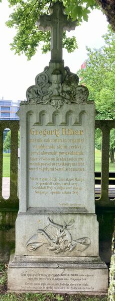ملف:Gregor Rihar nagrobnik.jpg