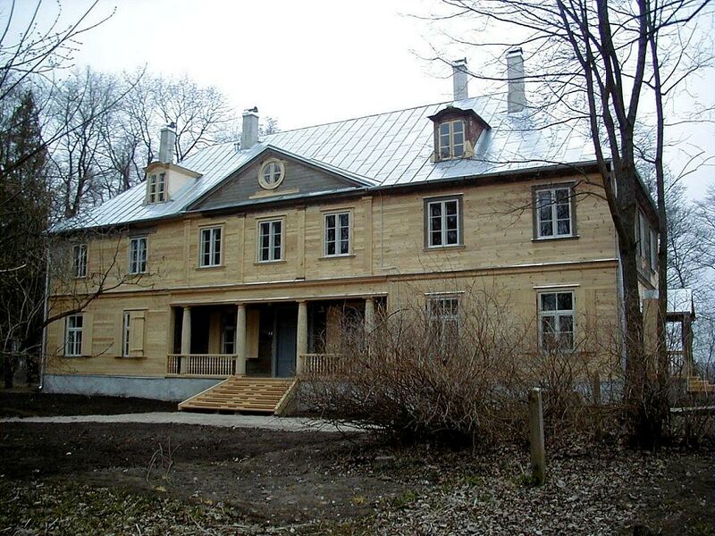 ملف:Rāmavas muiža 2002-04-01.jpg