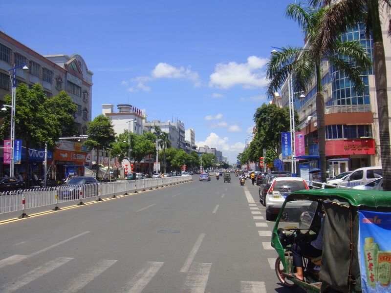 ملف:Wanning, Hainan - 01.JPG