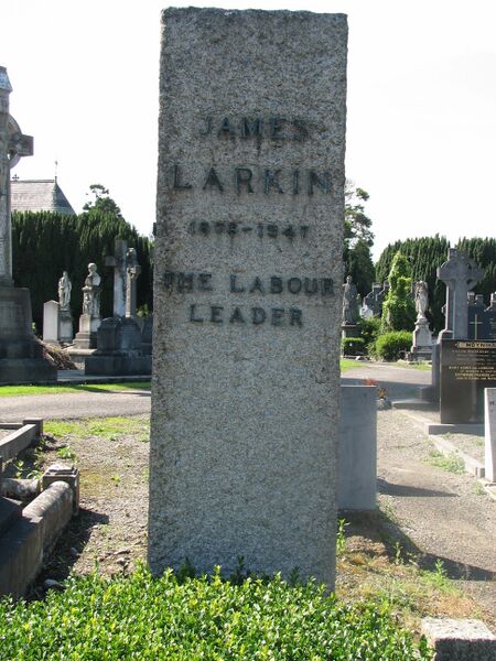 ملف:James Larkin gravestone.JPG