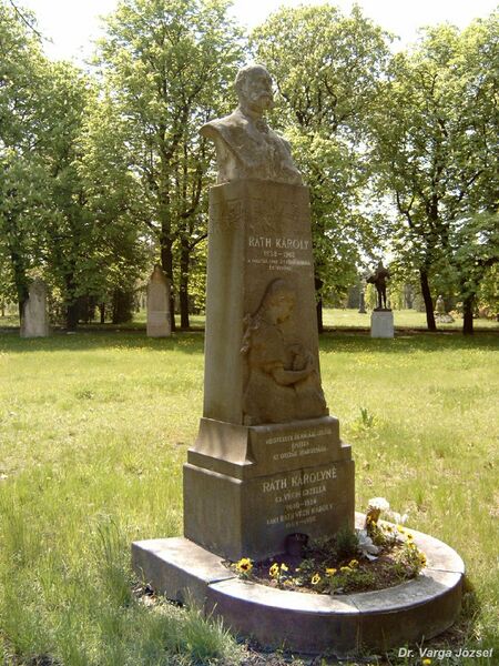 ملف:Ráth Károly sírja.jpg