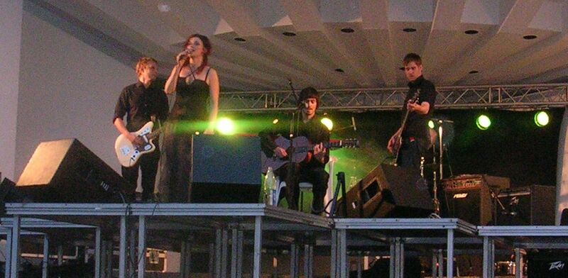 ملف:Sandy Mouche 2005.jpg