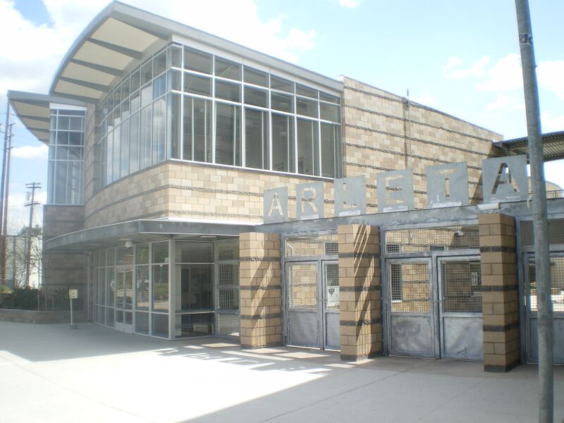 ملف:Arleta High School.JPG