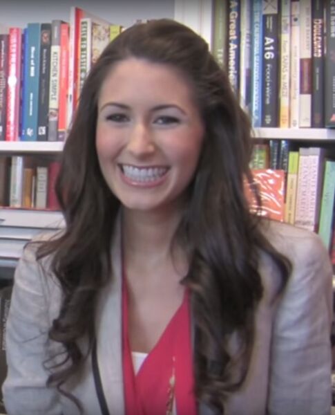 ملف:Chloe Coscarelli.jpg