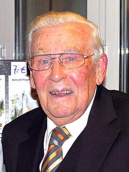 ملف:Roy Etzel (cropped).JPG