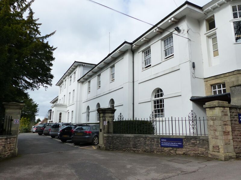 ملف:Sidcot School Main Block.jpg