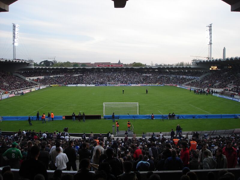ملف:Stade Chaban-Delmas.jpg