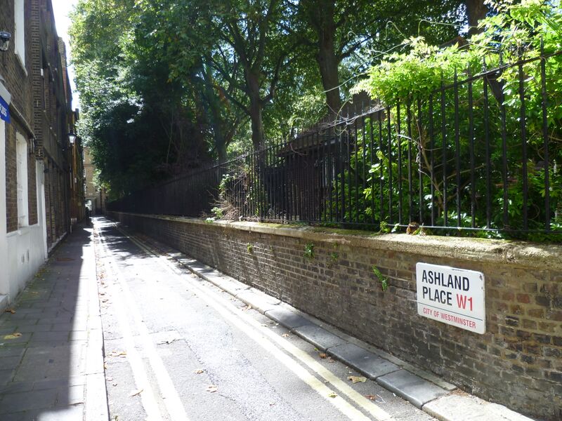 ملف:Ashland Place, London W1.JPG