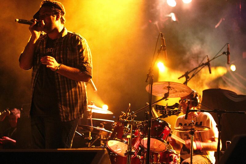 ملف:Charlie Brown Jr. 2012.jpg