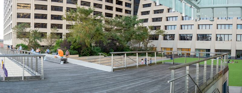 ملف:Elevated Acre (01040p).jpg