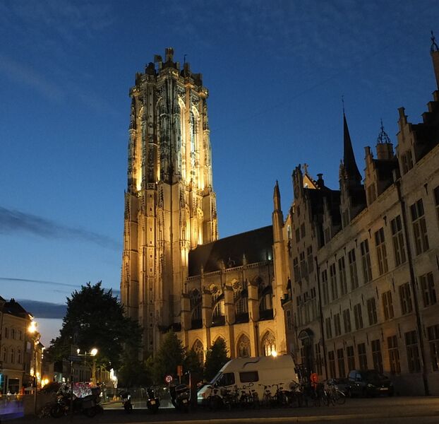ملف:Mechelen St-Romboutskathedraal 09.JPG