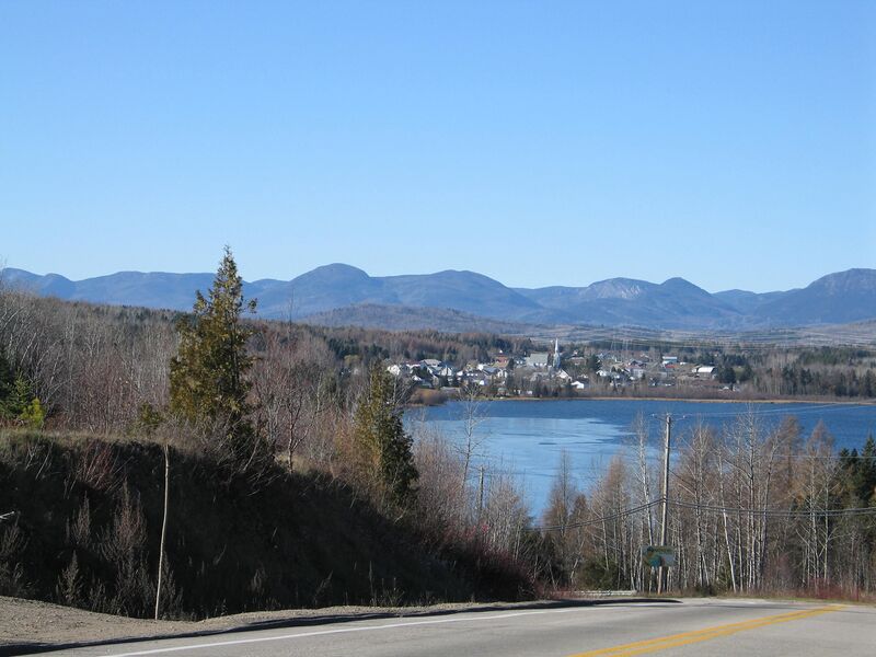 ملف:Saint-Aimé-des-Lacs, Qc.jpg