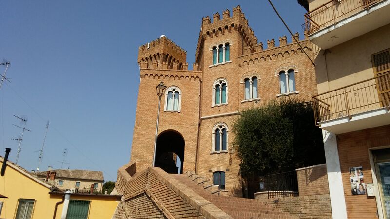 ملف:Castello di Ripe.jpg