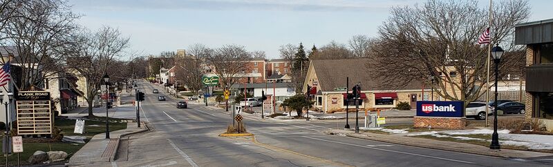 ملف:Downtown Elm Grove, Wisconsin.jpg