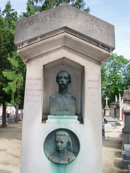 ملف:Grave of Camille Raspail.JPG