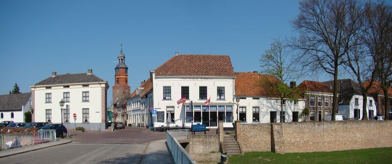 ملف:Panorama Buren.JPG