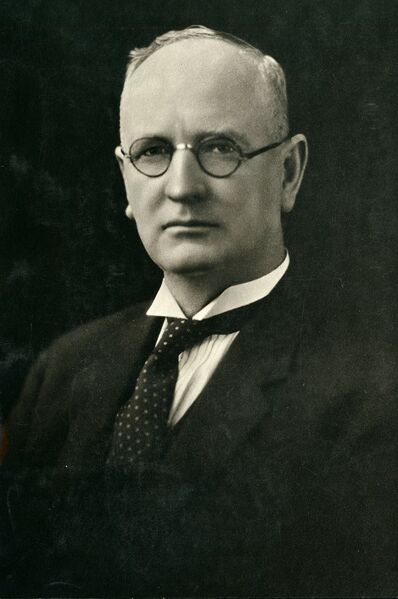 ملف:Stanley Whitford 2.jpeg