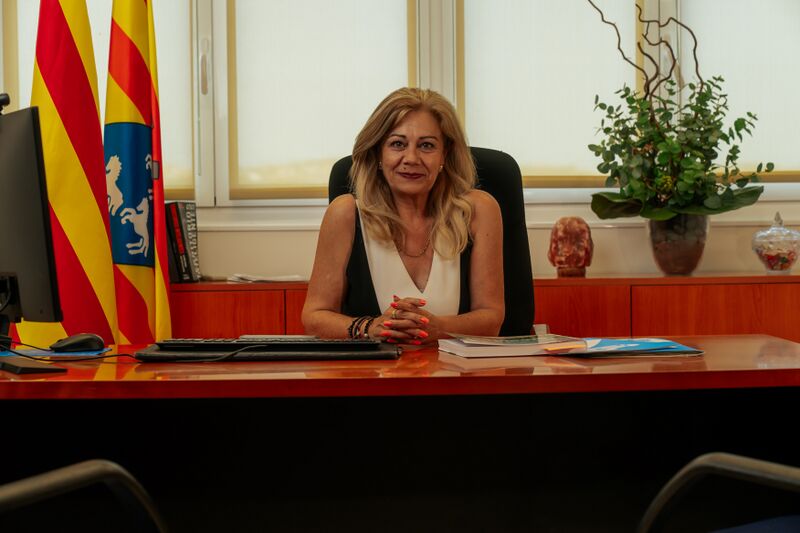 ملف:Cesca Berenguer.jpg