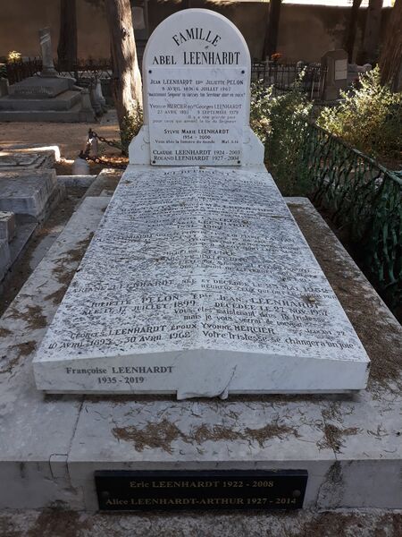 ملف:Grab Max Leenhardt.jpg