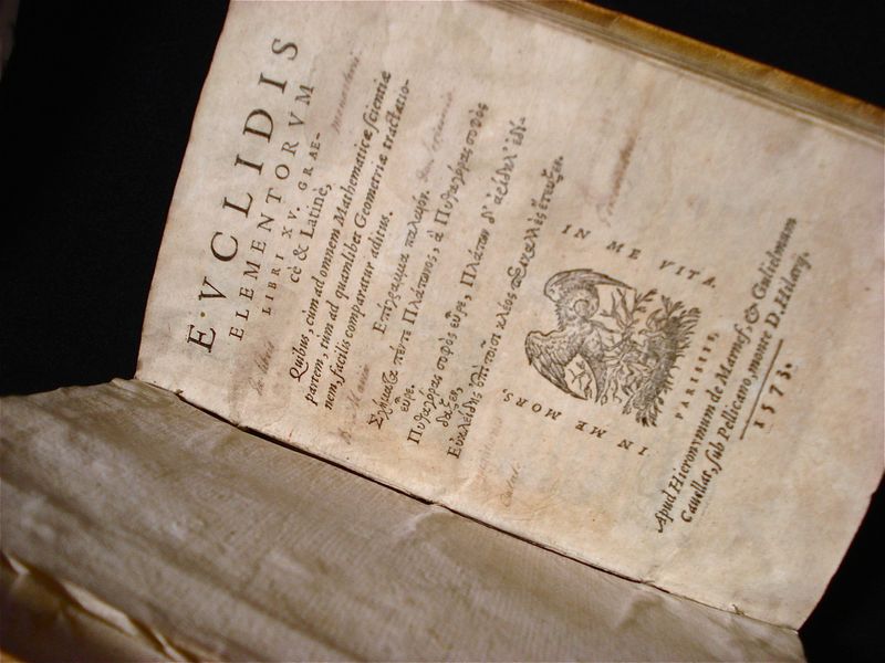 ملف:Euclid's Elements 1573 Edition.JPG