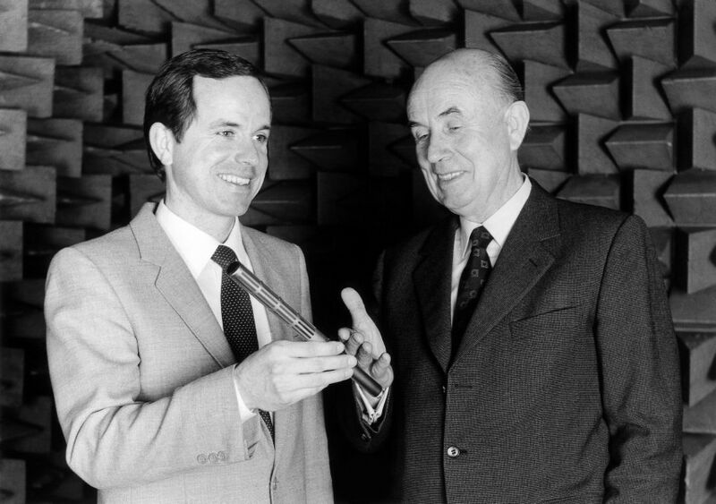 ملف:FritzandJoergSennheiser1982.jpg