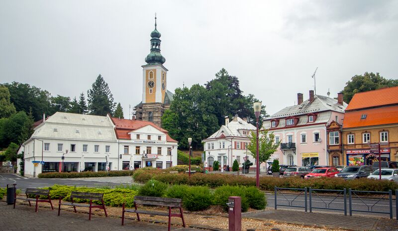 ملف:Krásná Lípa náměstí 4.jpg