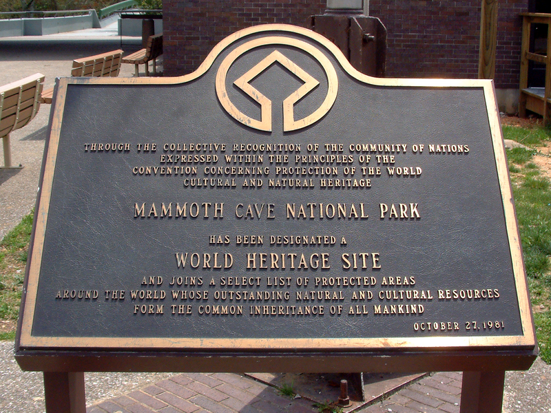 ملف:Mammoth Cave WHS plaque.png