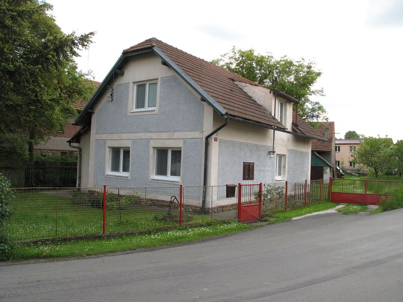 ملف:Osovec, dům.jpg