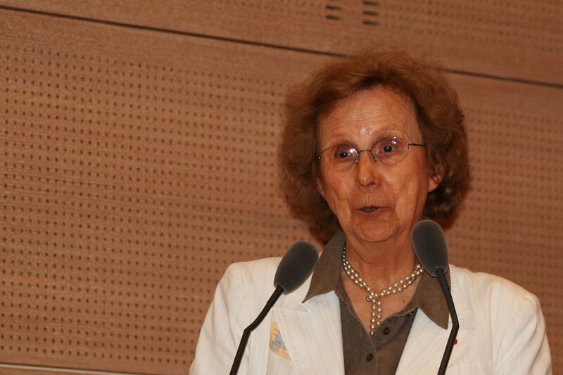 ملف:Elisabeth de Fontenay.JPG