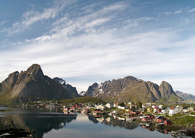 ملف:Reine i Lofoten LC0148.jpg