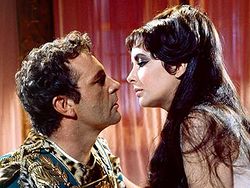 إليزابث تايلور1.jpg