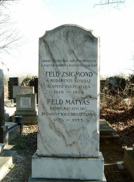 ملف:Feld Zsigmond-Feld Mátyás sírja.jpg