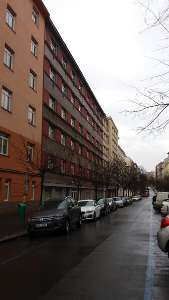 ملف:Praha, Čajkovského 10.jpg