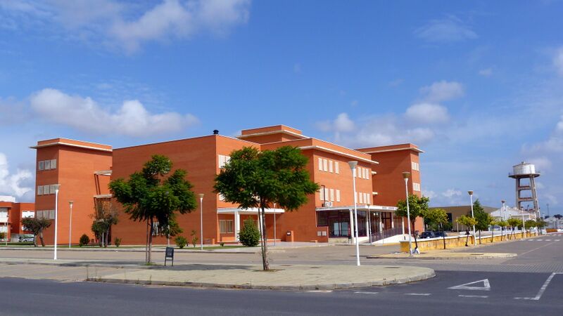 ملف:Universidad de Huelva biblioteca.JPG