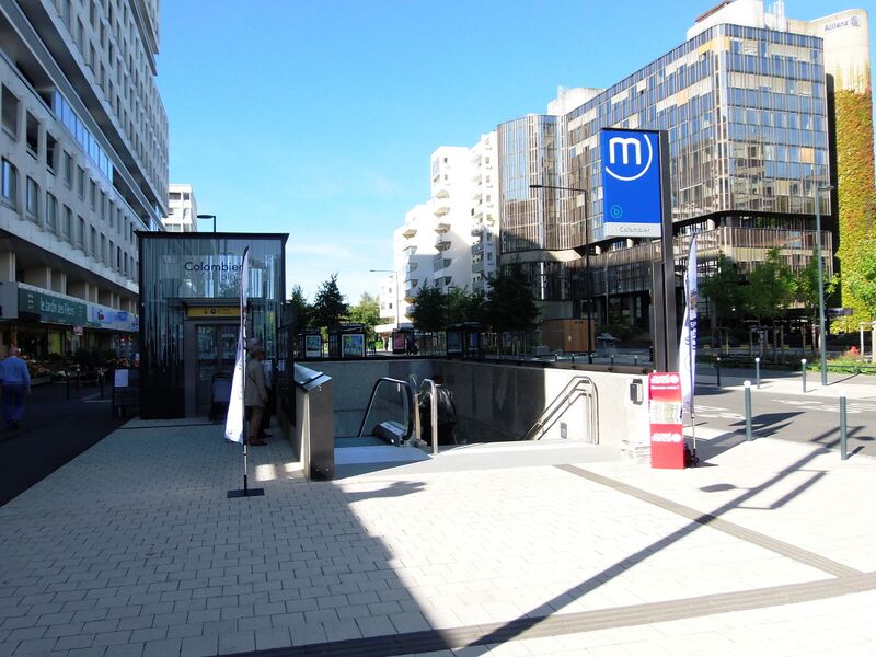 ملف:Colombier metro 6.jpg
