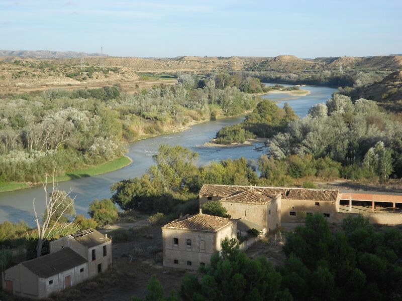 ملف:Ebro en Escatrón.JPG