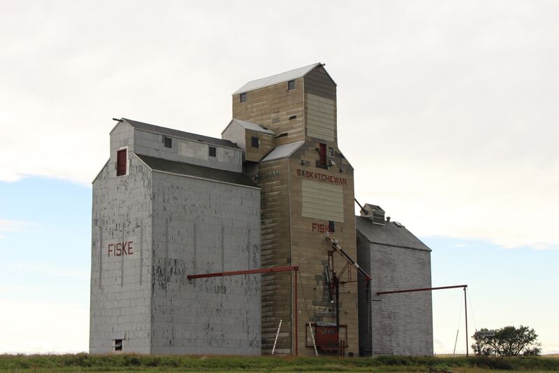 ملف:Fiske, Saskatchewan 2015.jpg