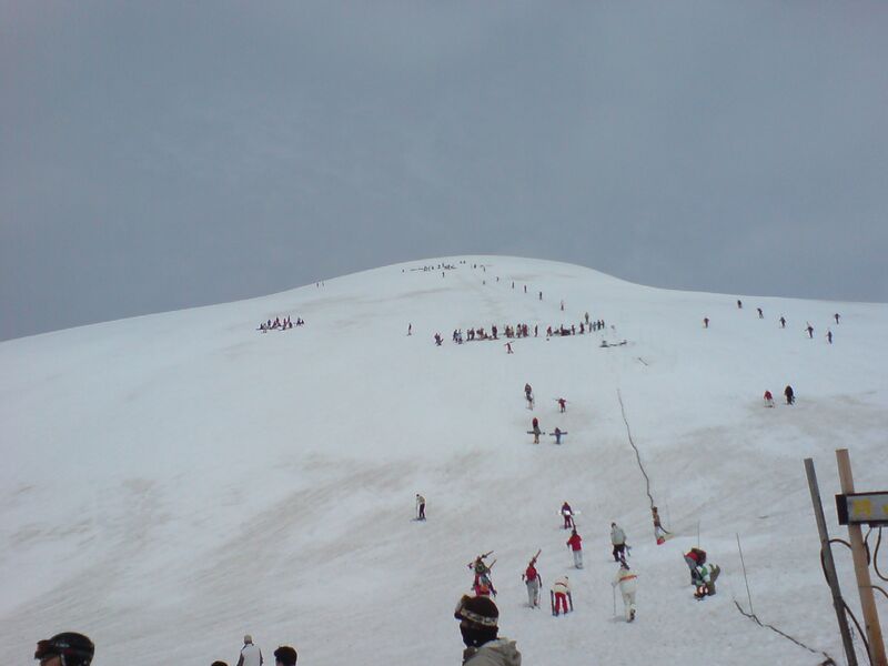 ملف:Gassan ski.jpg