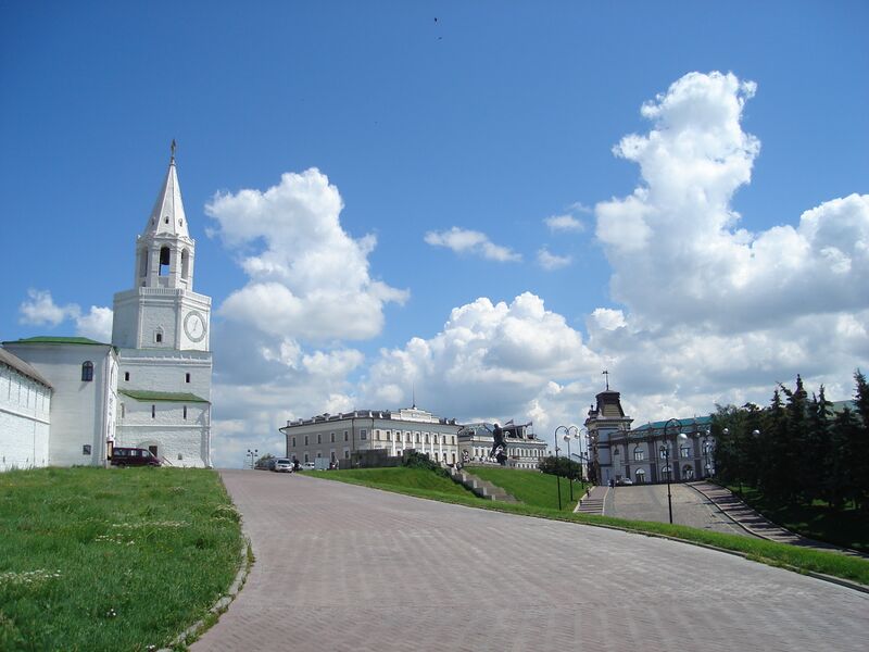 ملف:1 May square Kazan.JPG