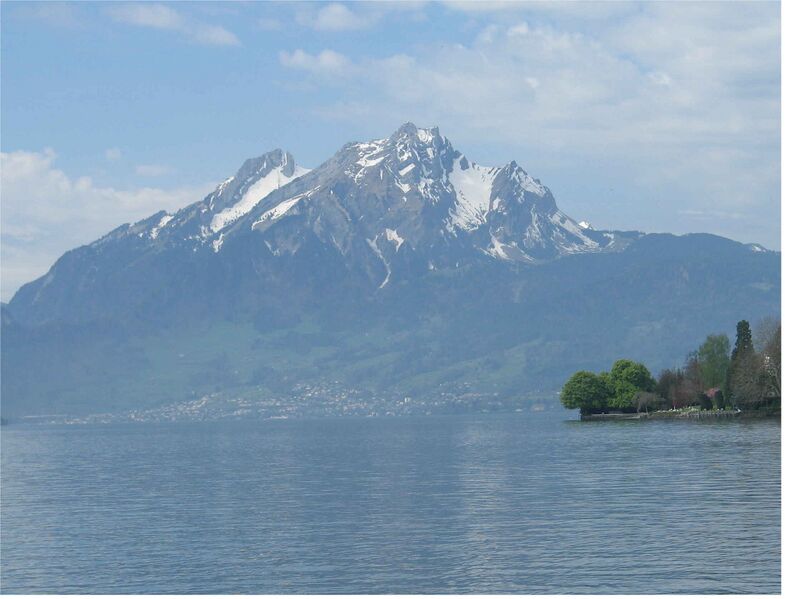 ملف:Pilatus (mountain).JPG