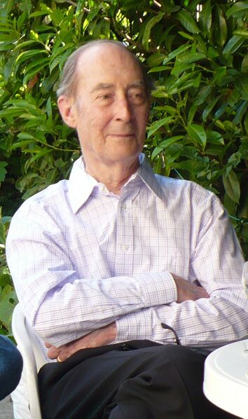 ملف:RE 2010 5 24.JPG