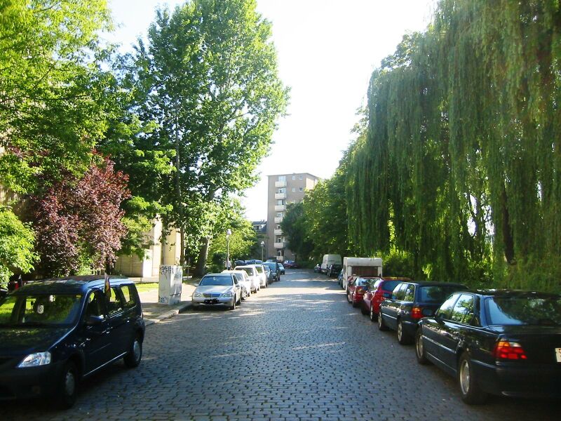 ملف:Berlin-Hansaviertel Schleswiger Ufer.jpg