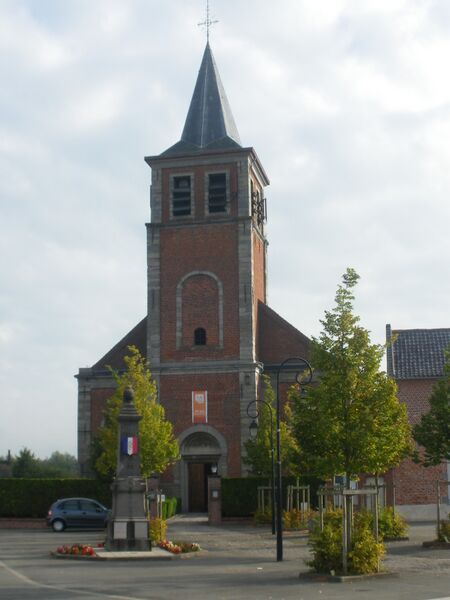 ملف:Eglise Saint-Pierre de Mouchin.JPG