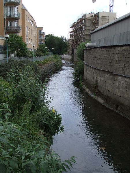 ملف:Camac River Dublin.jpg