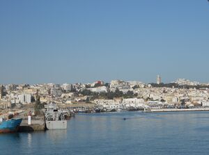 Tanger vom Hafen aus gesehen.jpg