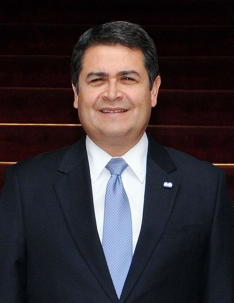 ملف:Juan Orlando Hernández, May 2015.jpg