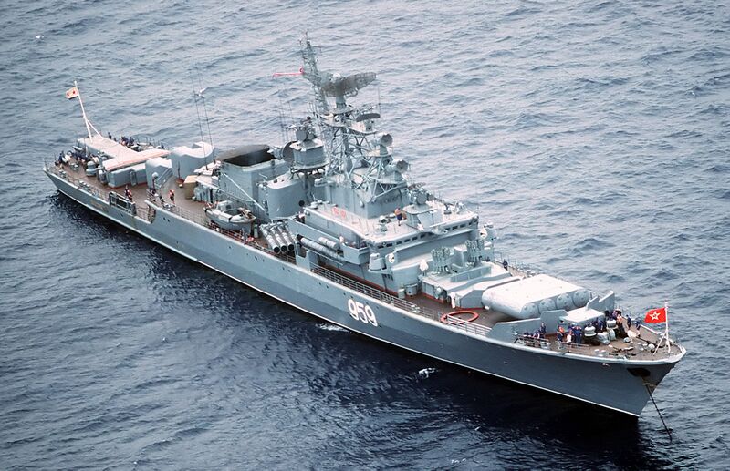 ملف:Kirvak I class frigate.jpg