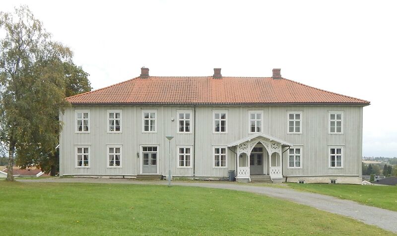 ملف:Vang prestegård I.jpg