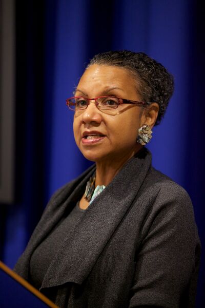 ملف:A'Lelia Bundles (8077163423).jpg